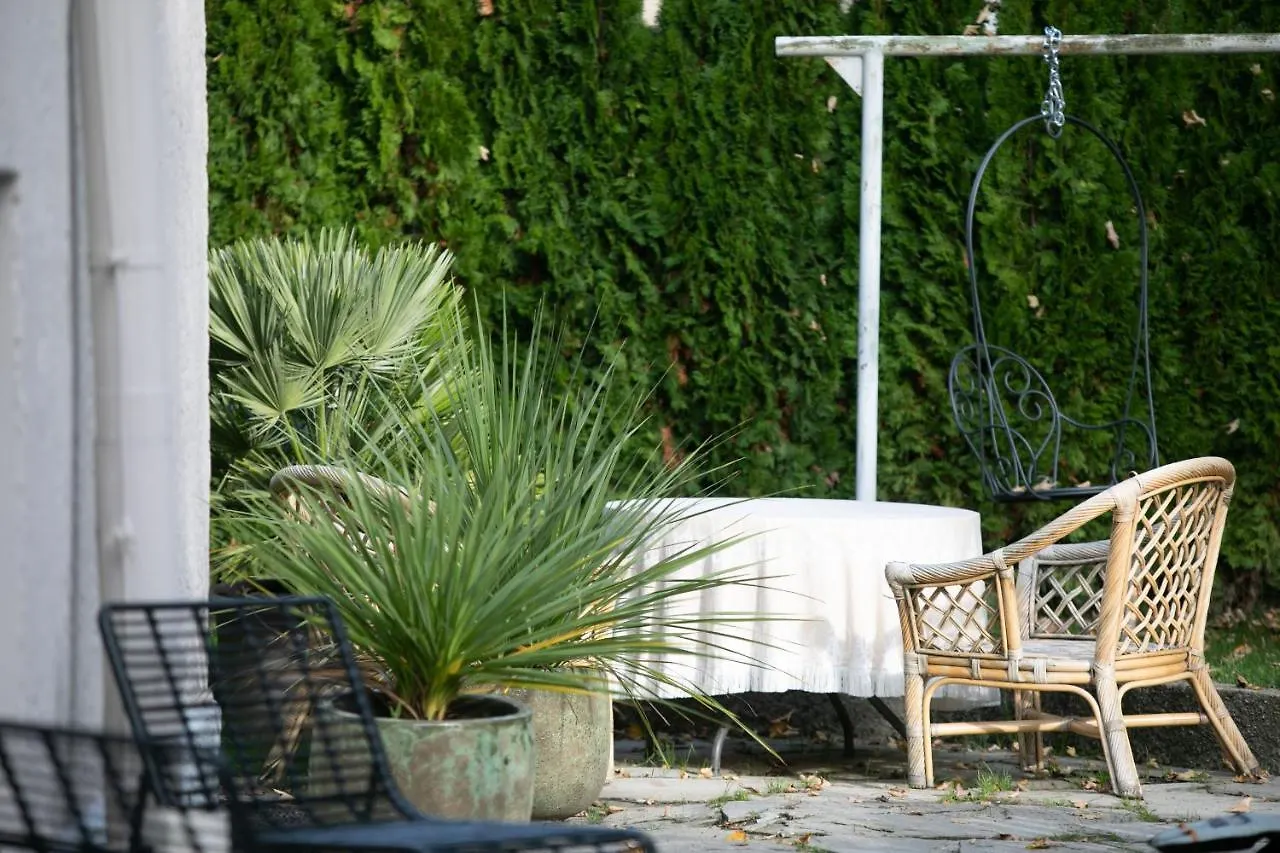 Family Wellhouse Green Garden Direct In Salzburg, Sunny Big Garden, Up To 16 Pax, Bikes For Free, Bbq, Sunbeds, Parking For Free, 15 Min Sound Of Music 0*, Salisburgo